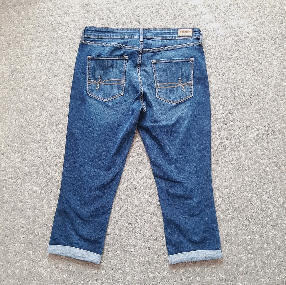 Denizen from Levi's Women's Blue Jeans - Picture 2 of 4